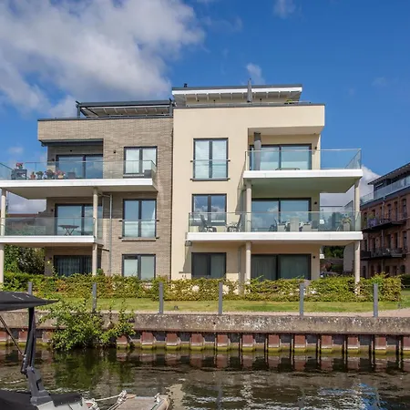 Wasserlilie - Stilvolle Mit Balkon Und Herzlich Willkommenen Vierbeinern מאלצ'ו